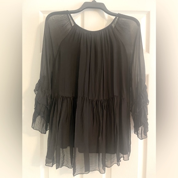 NWT Cobblestone Ruffle Sleeve Silk Black Blouse One size - Picture 2 of 5